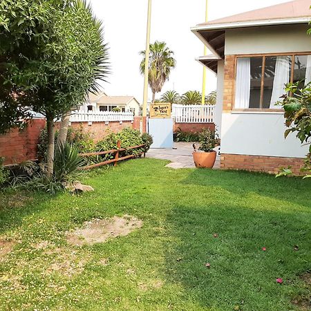 Japie'S Yard Self-Catering Lägenhet Swakopmund Exteriör bild